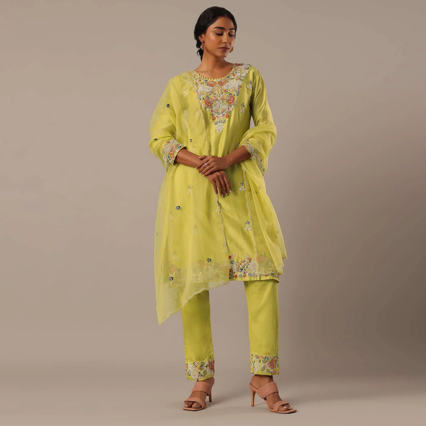 Green Hand Embroidered Kurta Set With Pearl Embellishments