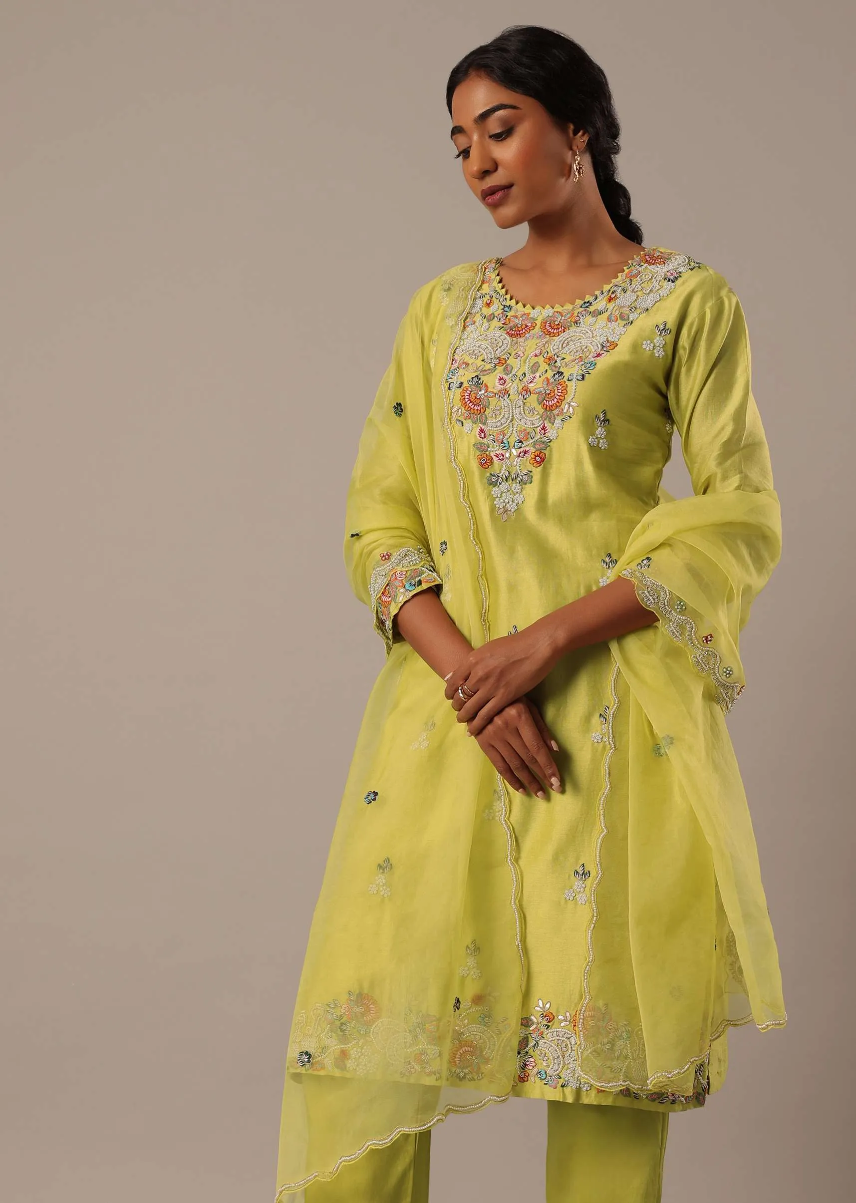 Green Hand Embroidered Kurta Set With Pearl Embellishments