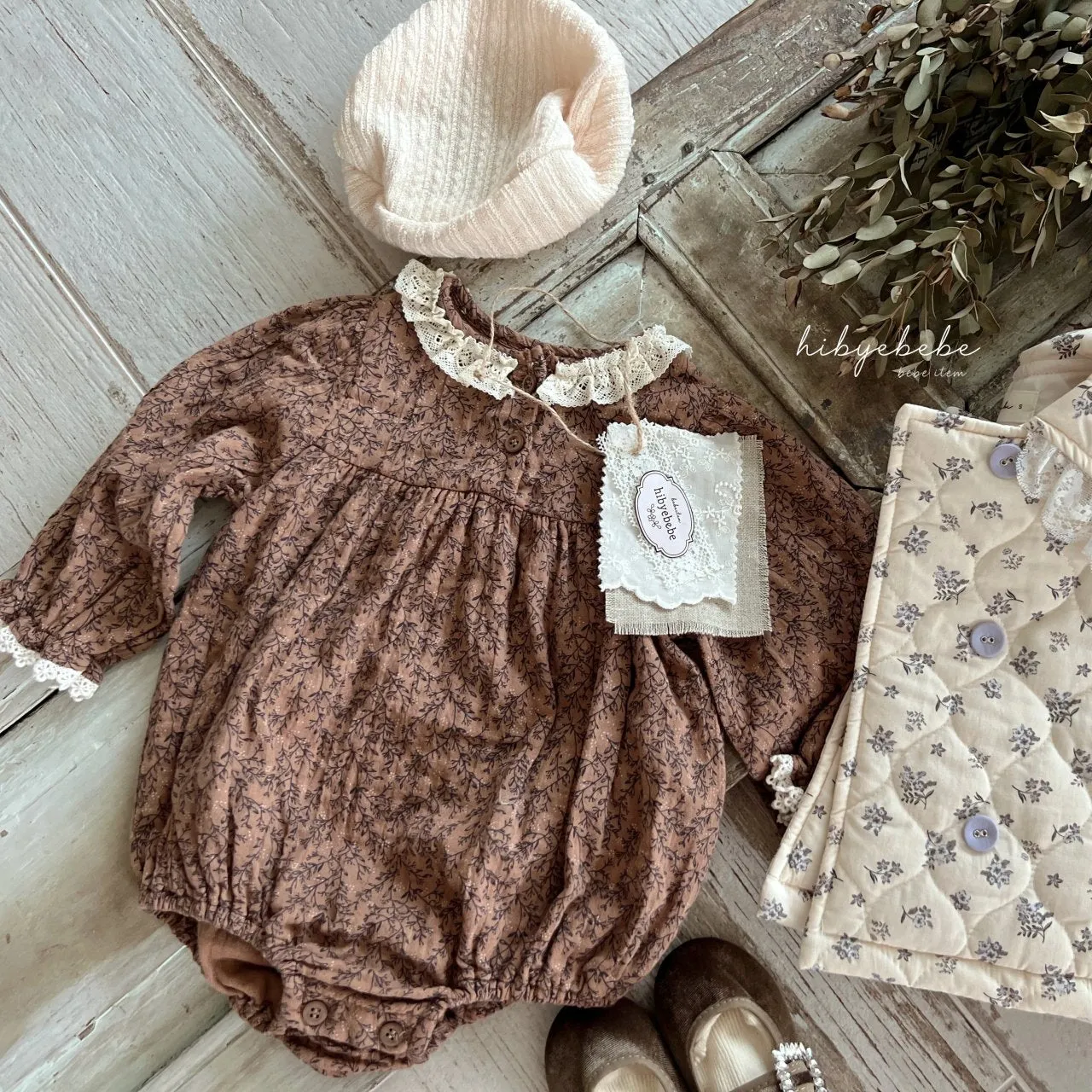 [hi bye bebe] Sage frill suit