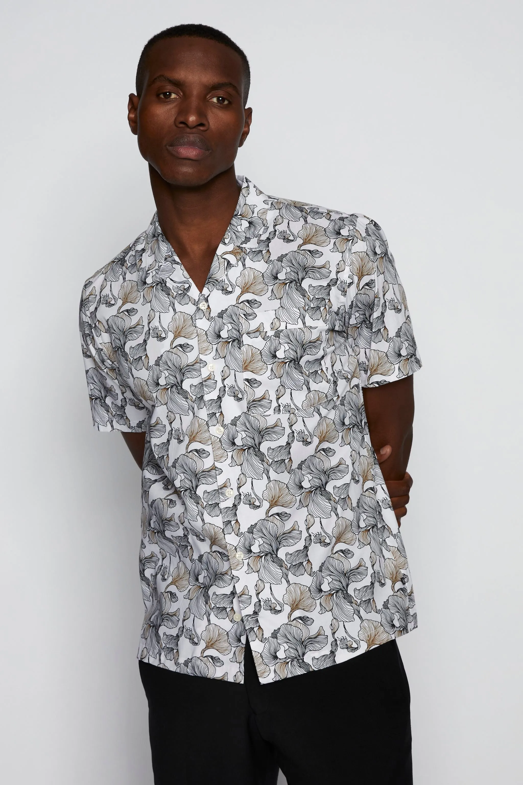 Matinique Floral Print Shirt White/Black