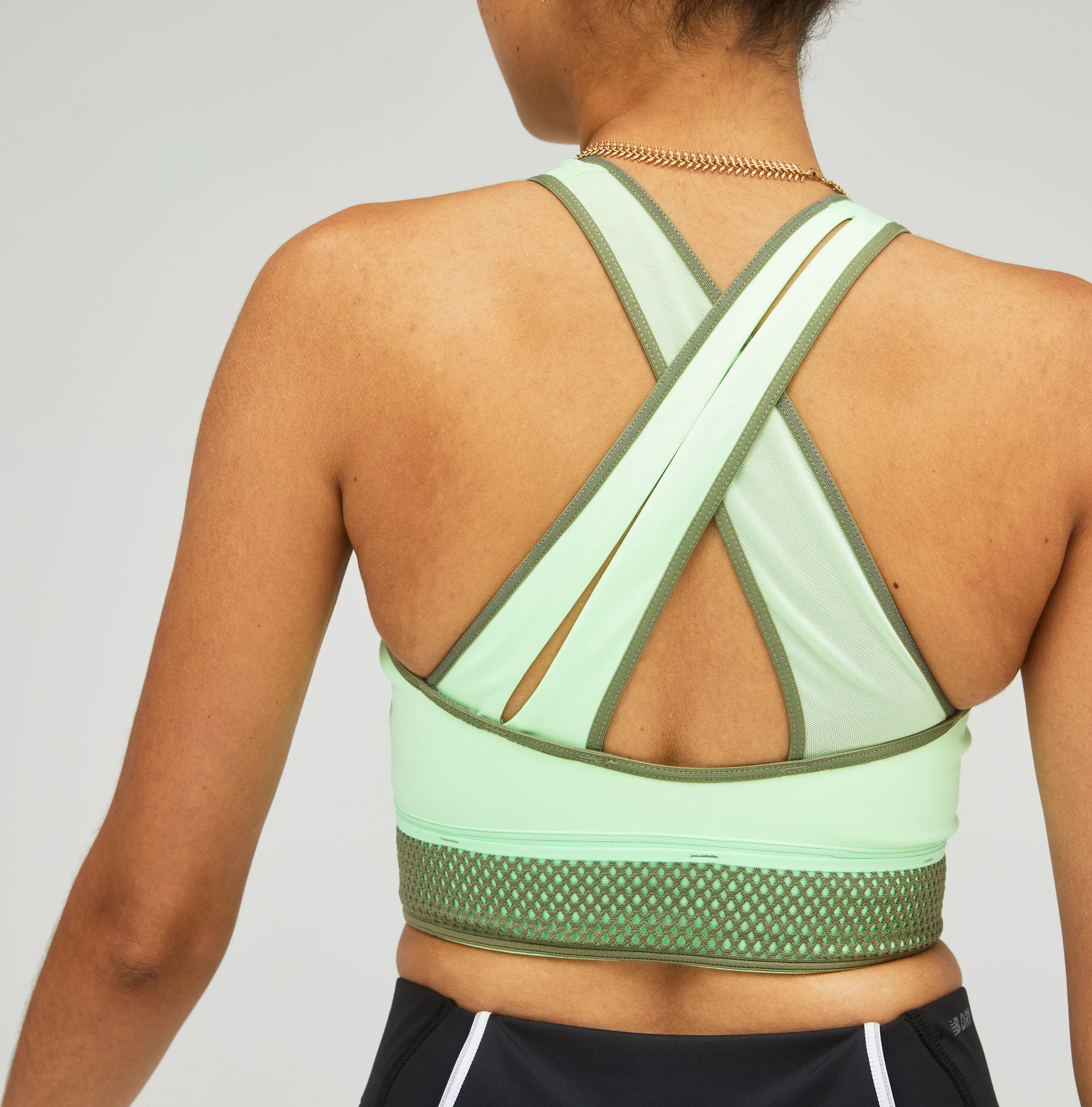 New Balance Women&#x27;s Q Speed Bra Top Vibrant Spring Glo | Buy New Balance Women&#x27;s Q Speed Bra Top Vibrant Spring Glo here | Outnorth
