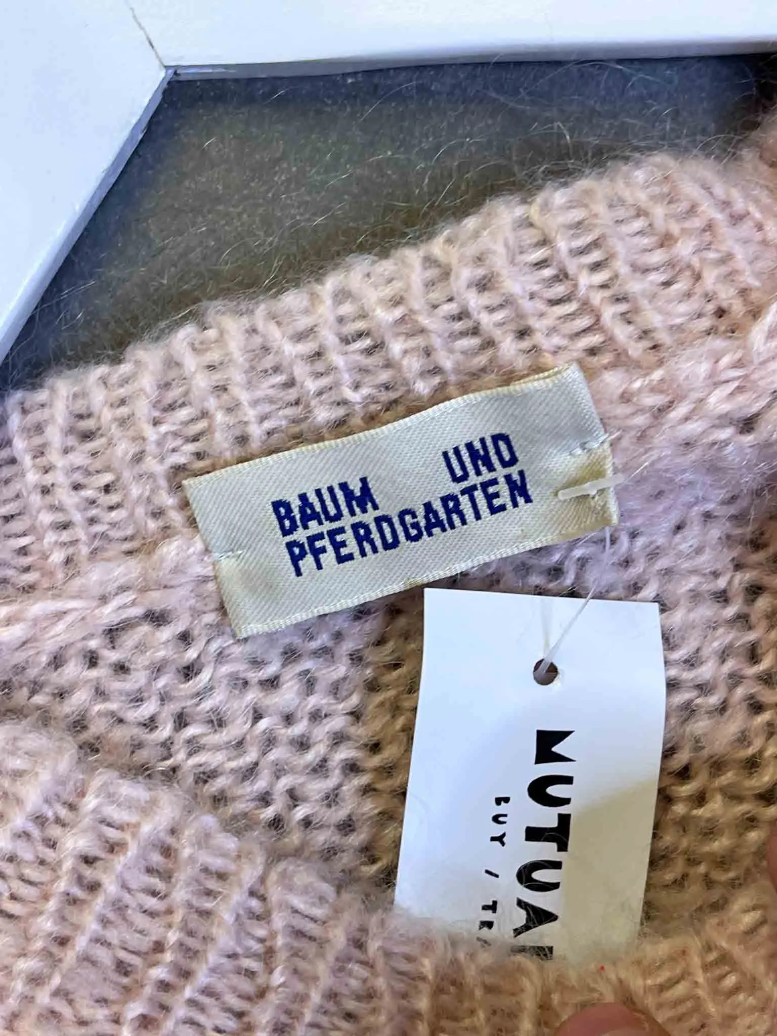 Size S | Baum und Pferdgarten Tassle Jumper